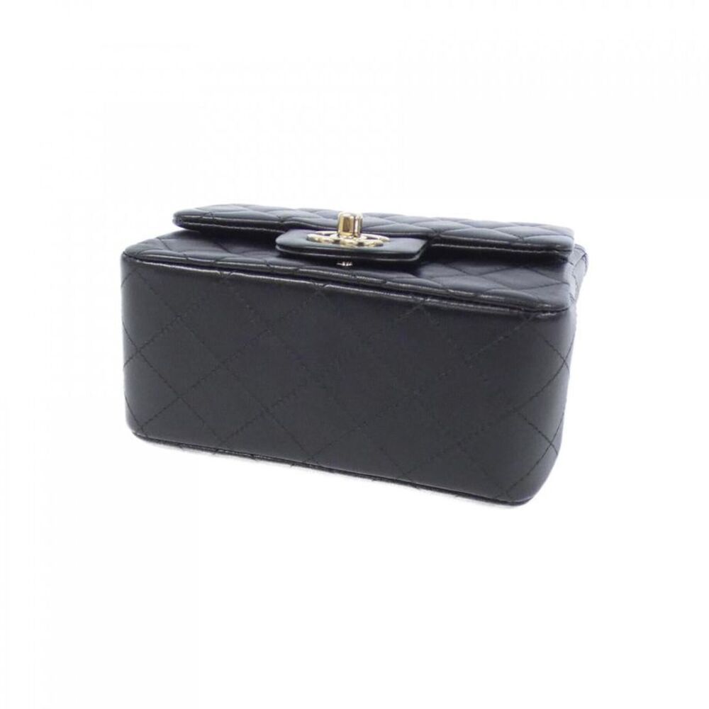 Chanel Lambskin Shoulder Bag - Picture 3 of 9